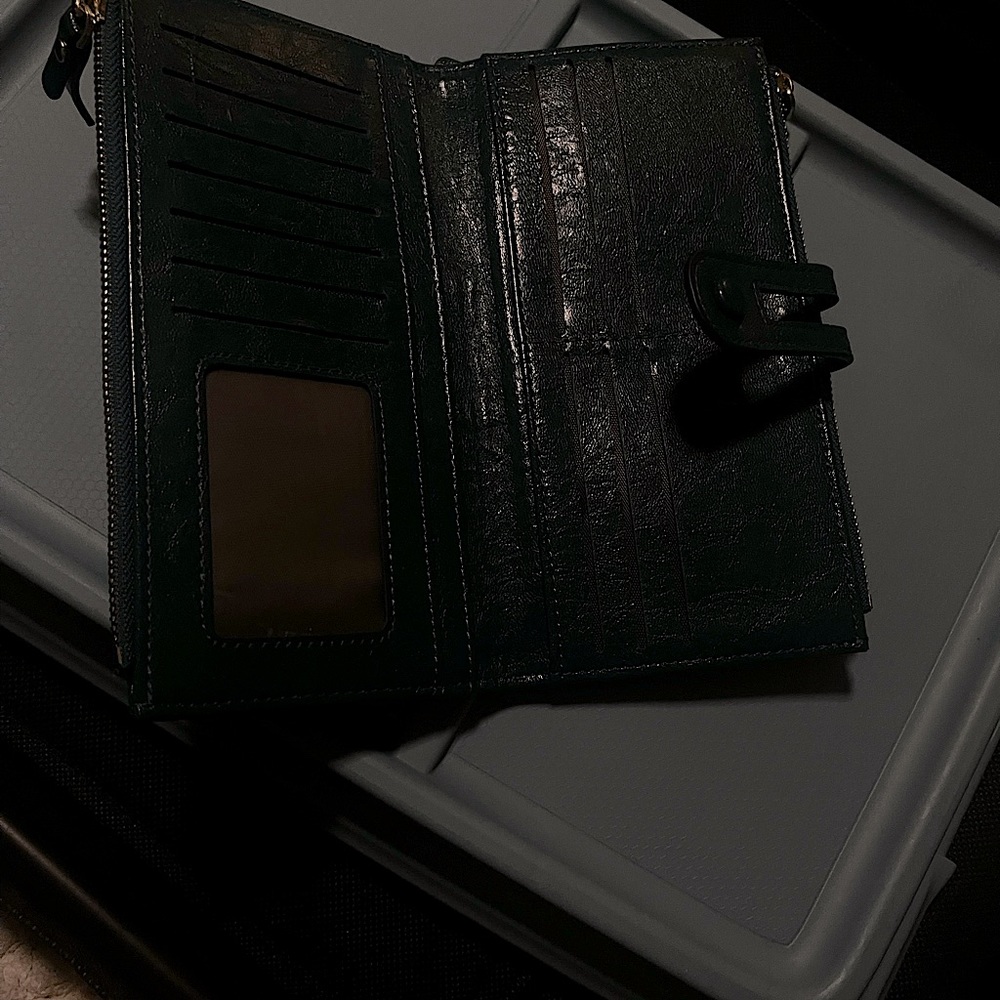 Green/turquoise wallet